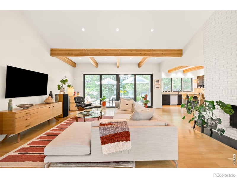 2550 Balsam Dr, Boulder, CO 80304