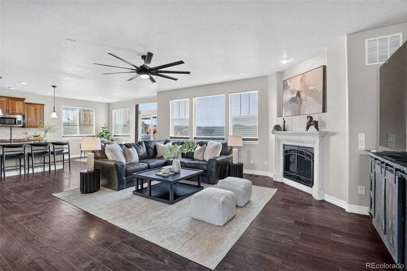 8247 S Country Club Pw, Aurora, CO 80016