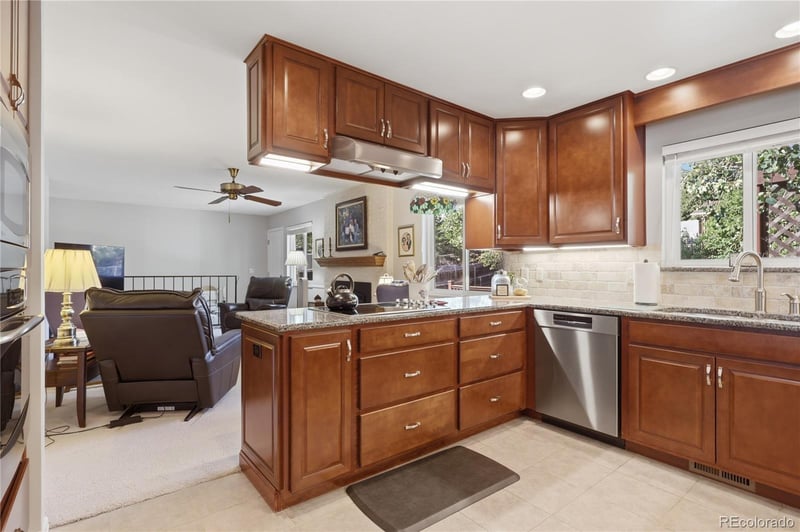5255 Camargo Rd, Littleton, CO 80123
