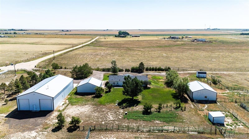 56054 E Virginia Pl, Strasburg, CO 80136
