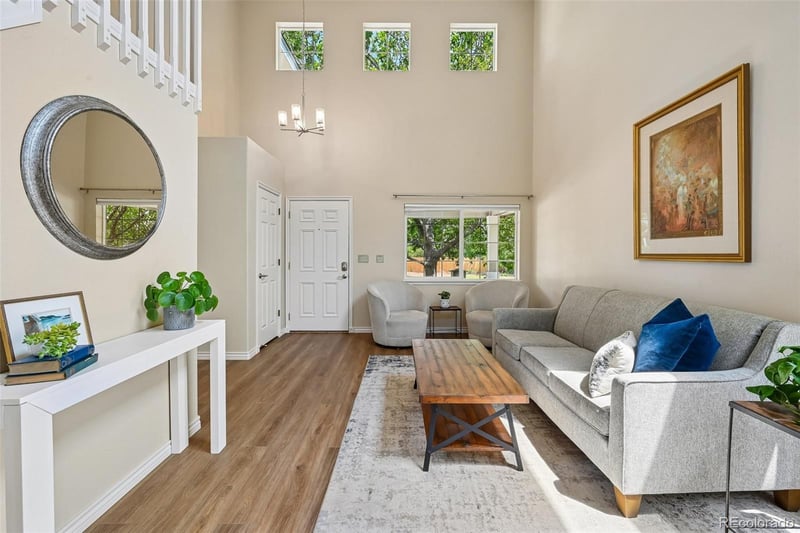 5277 S Malaya Way, Aurora, CO 80015