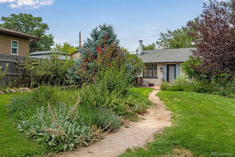 1653 Rosemary St, Denver, CO 80220