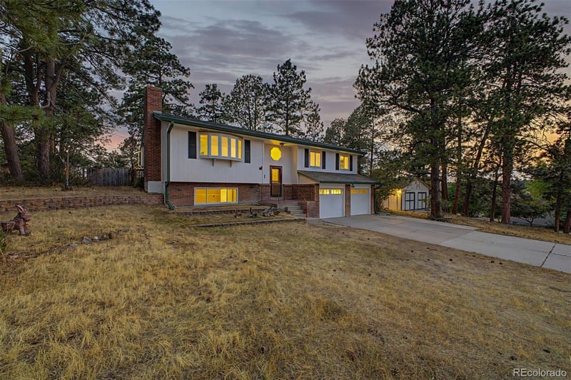 122 Ponderosa Ln, Elizabeth, CO 80107
