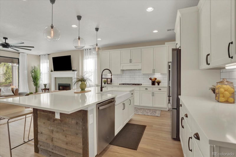 6917 Mentha Dr, Castle Rock, CO 80108