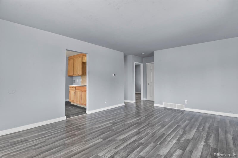 1609 - 1611 Oswego, Aurora, CO 80010