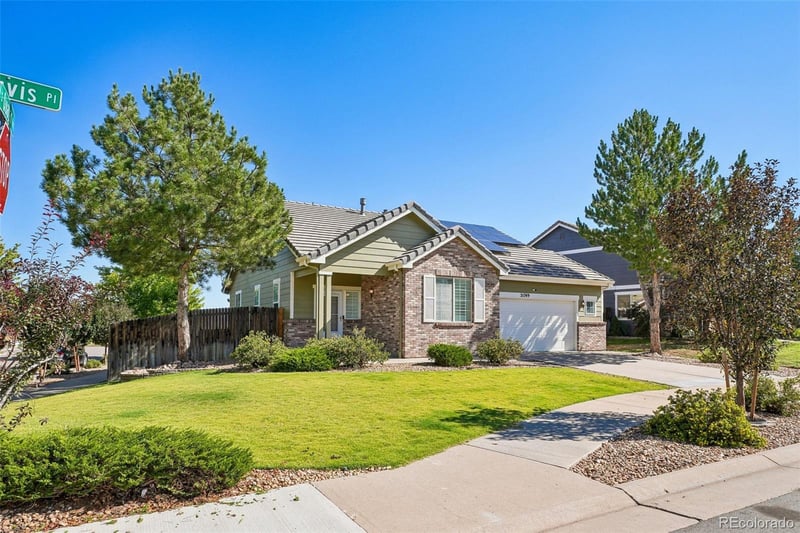 21749 E Jarvis Pl, Aurora, CO 80018