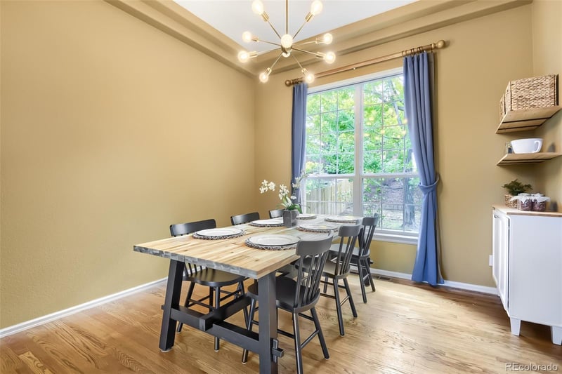 9837 Cypress Point Cir, Lone Tree, CO 80124