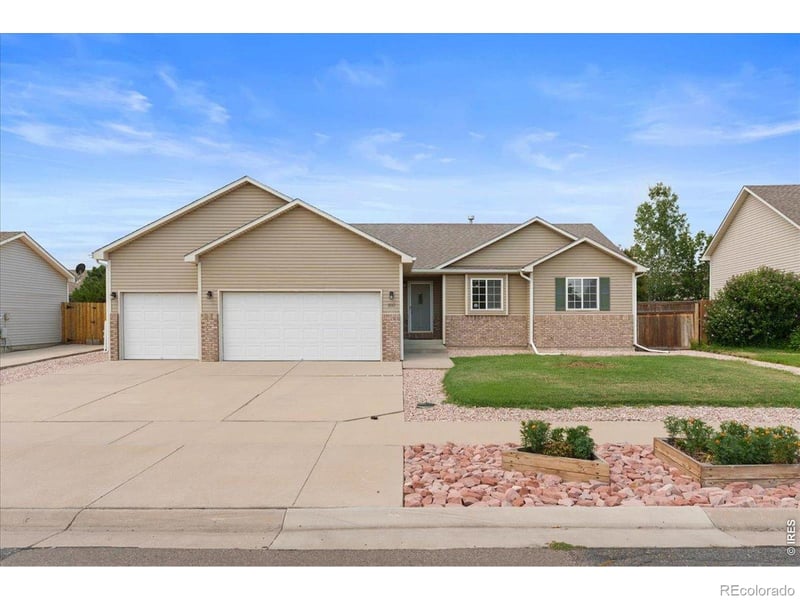3937 Stampede Dr, Evans, CO 80620