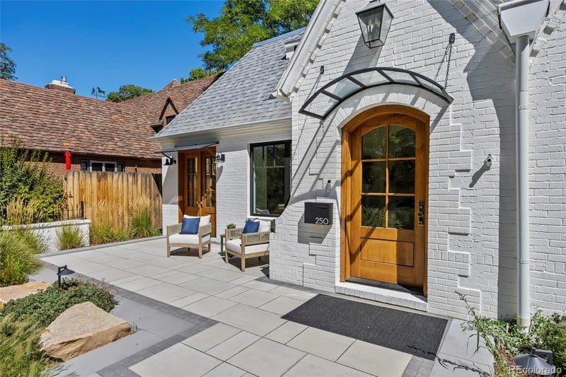 250 Ash St, Denver, CO 80220