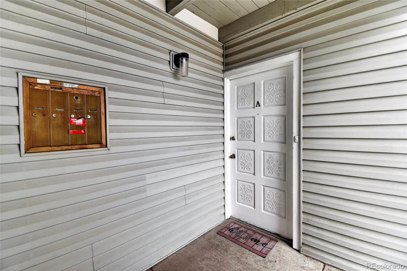 3309 S Monaco Street Pw #A, Denver, CO 80222