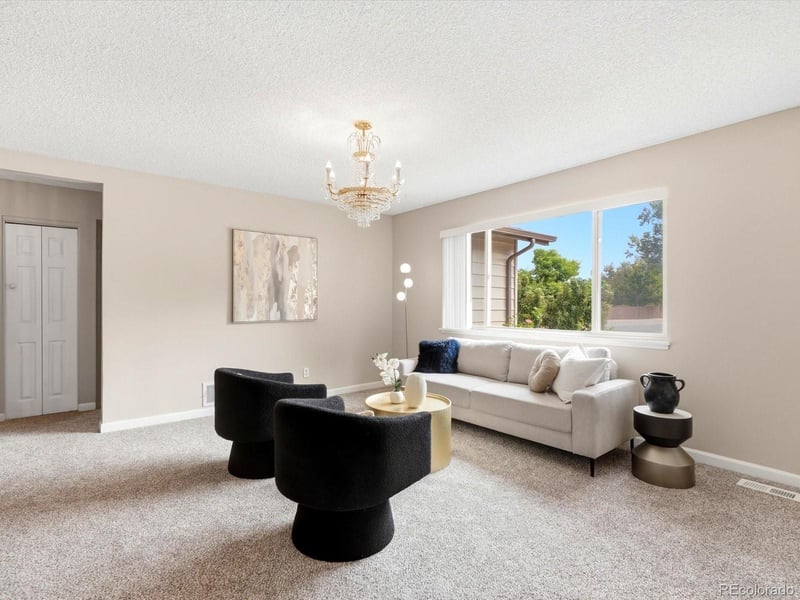 1505 S Paris Ct, Aurora, CO 80012