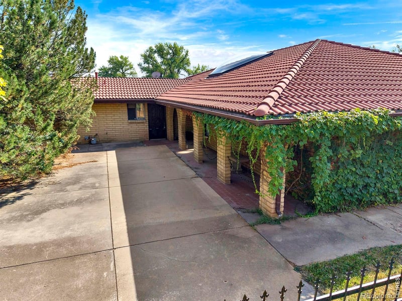 10110 W 73rd Pl, Arvada, CO 80005