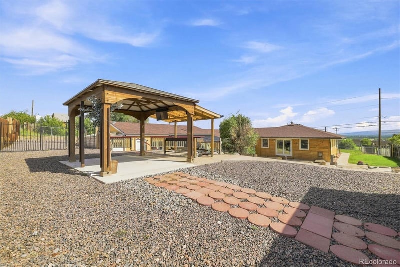 13405 W 82nd Ave, Arvada, CO 80005