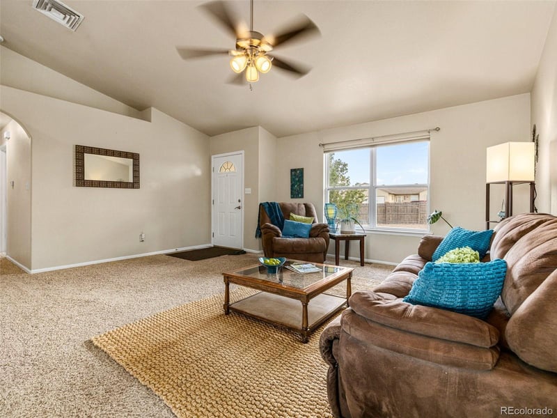 1919 E Tioga Ln, Pueblo West, CO 81007