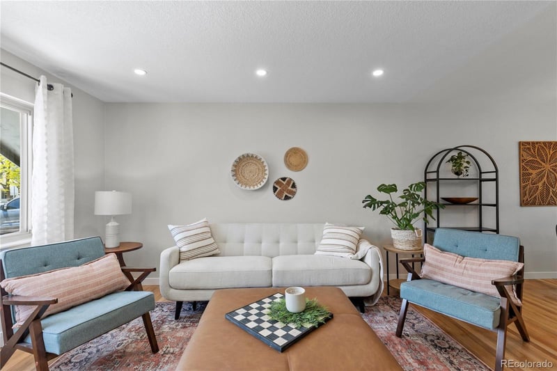 954 S Ivy St, Denver, CO 80224
