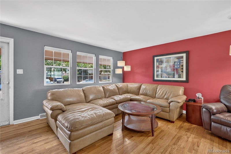 4977 S Perry St, Littleton, CO 80123