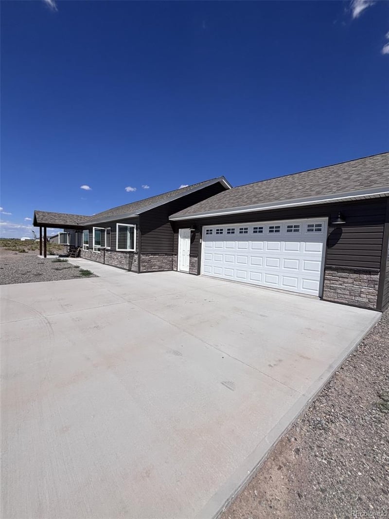8762 Ridgetop Dr, Alamosa, CO 81101