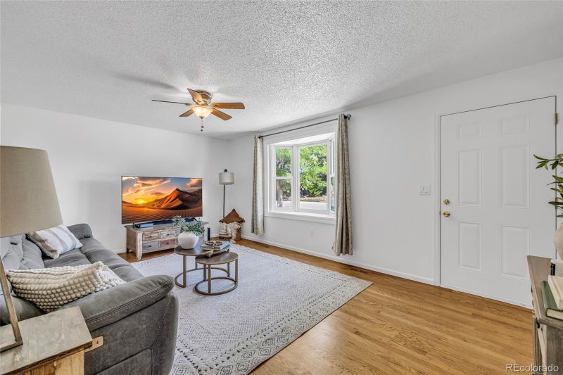 16298 E Bates Dr, Aurora, CO 80013