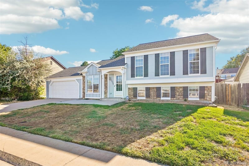 5873 S Nepal St, Aurora, CO 80015