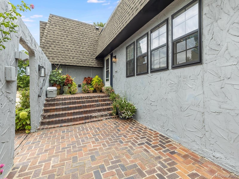 7690 Kline Dr, Arvada, CO 80005