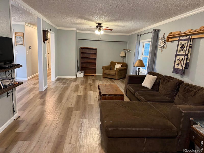 1143 S Baxter Ave, Holyoke, CO 80734
