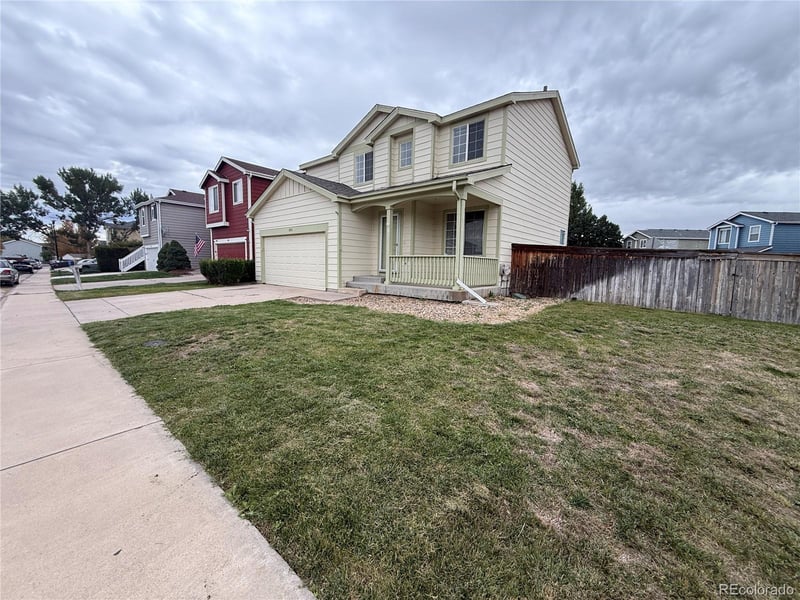 1058 Oriole Cir, Brighton, CO 80601