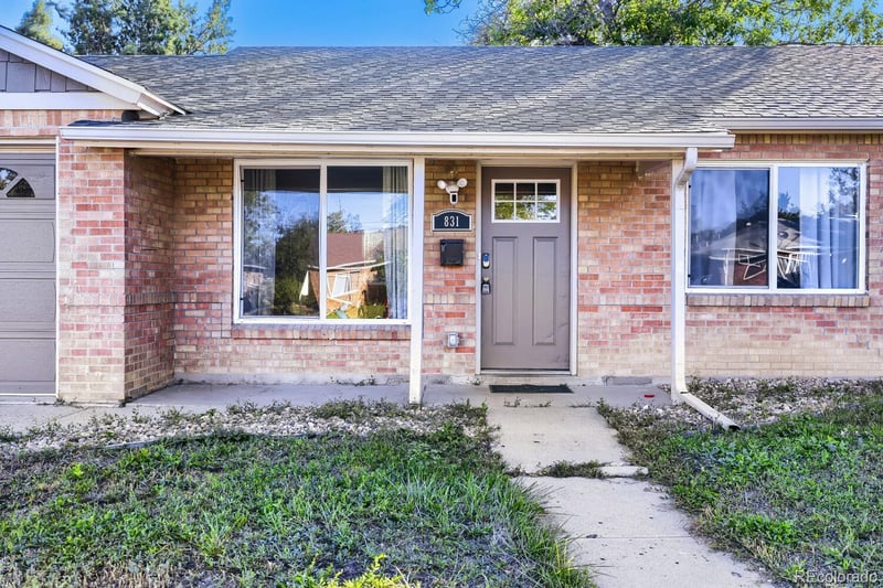 831 Tucson St, Aurora, CO 80011