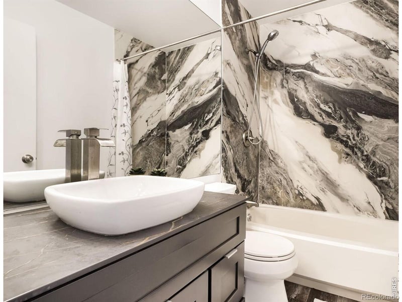 660 Parthenon Ct, Lafayette, CO 80026