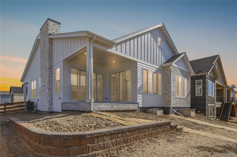 6843 Bridlespur St, Castle Pines, CO 80108