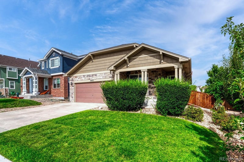 3669 Amber Sun Cir, Castle Rock, CO 80108