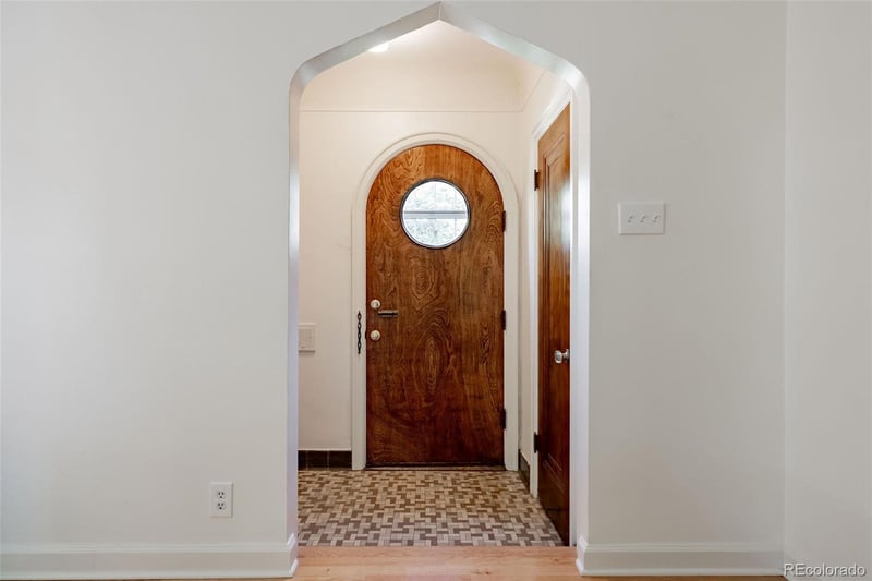 4524 Montview Blvd, Denver, CO 80207