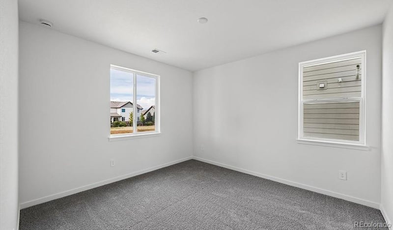 5751 S De Gaulle Ct, Aurora, CO 80016