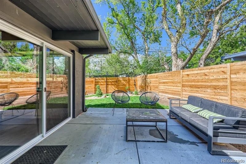 1401 E Dartmouth Ave, Englewood, CO 80113