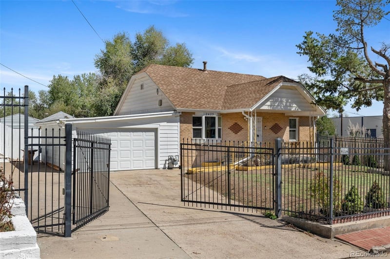 2425 W College Ave, Denver, CO 80219