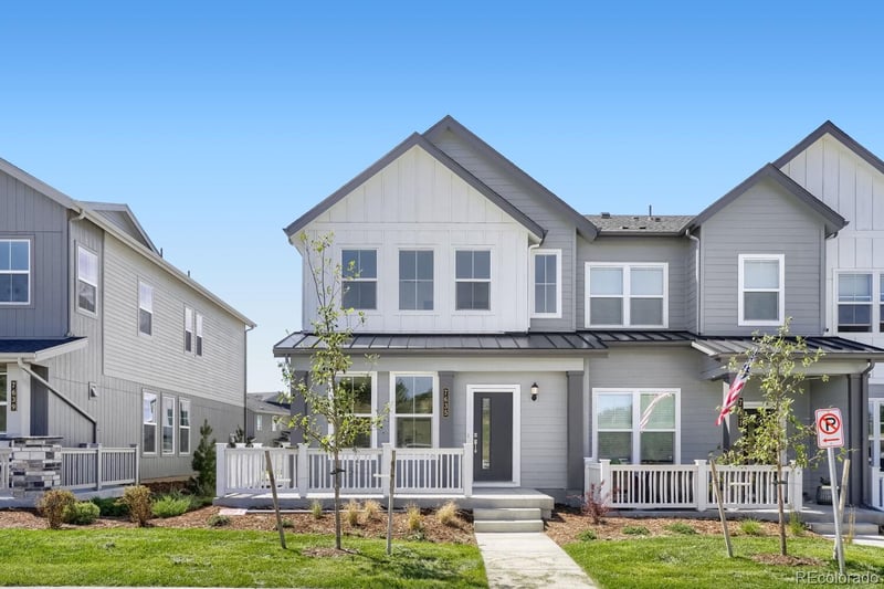 7635 S Mobile Way, Centennial, CO 80016
