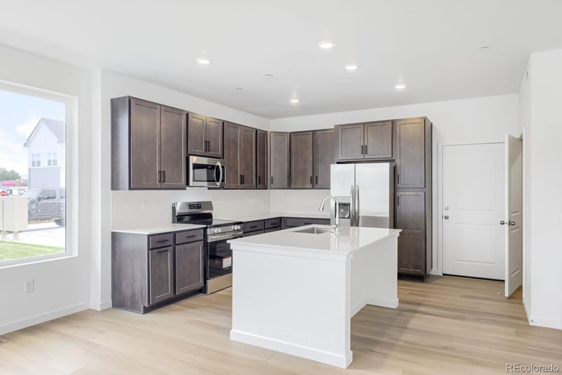 7649 S Cherokee Cir E, Centennial, CO 80016
