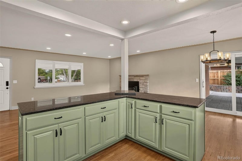 6422 Independence St, Arvada, CO 80004