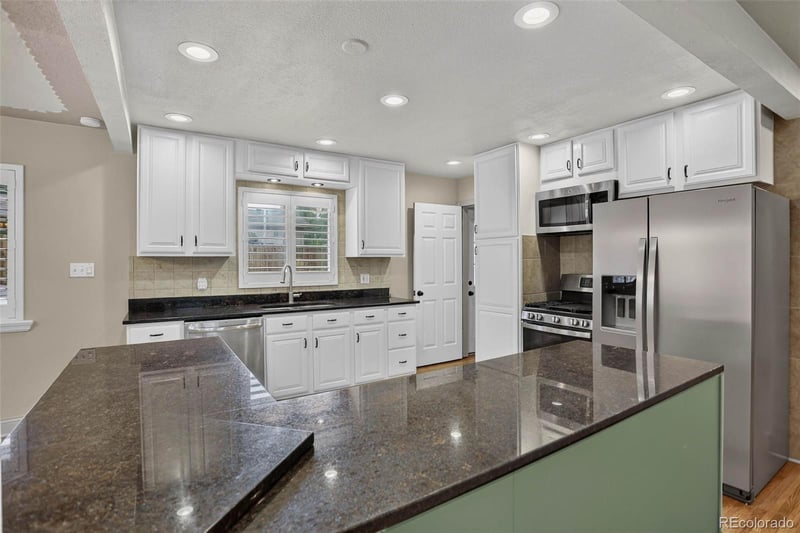 6422 Independence St, Arvada, CO 80004