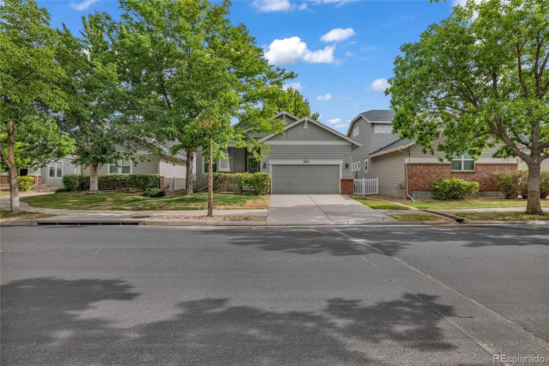 2592 S Troy Ct, Aurora, CO 80014