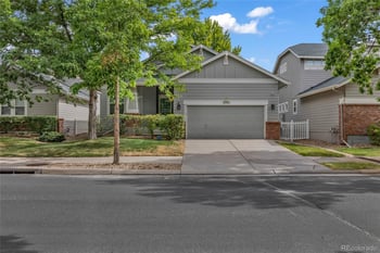 2592 S Troy Ct, Aurora, CO 80014