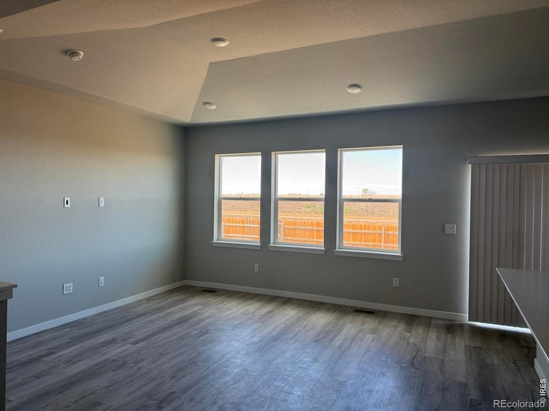 1116 Coyote Ln, Wiggins, CO 80654