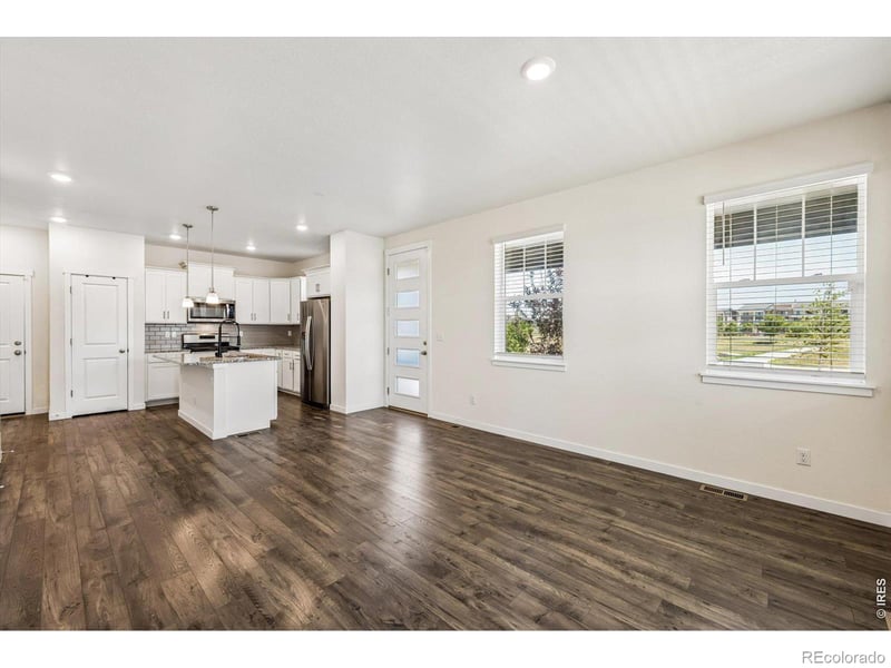 21891 E 7th Ave, Aurora, CO 80018