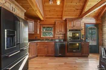 2925 Siloam Rd, Pueblo, CO 81005