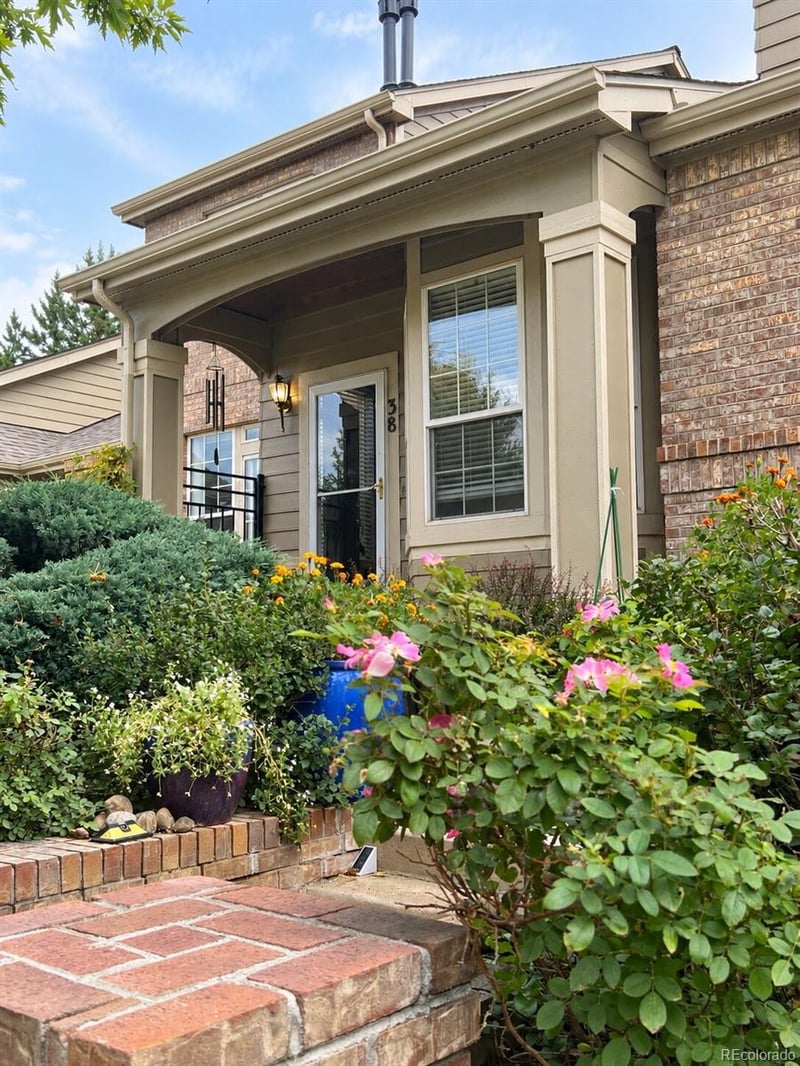 38 Spruce St, Denver, CO 80230