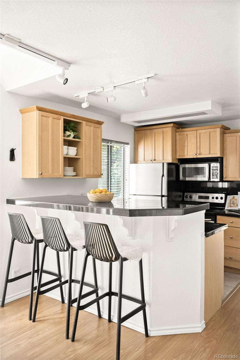 6380 S Boston St #315, Greenwood Village, CO 80111