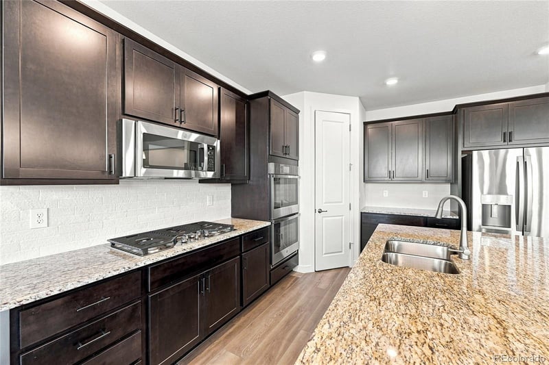 2573 Knobbie Cir, Castle Rock, CO 80109