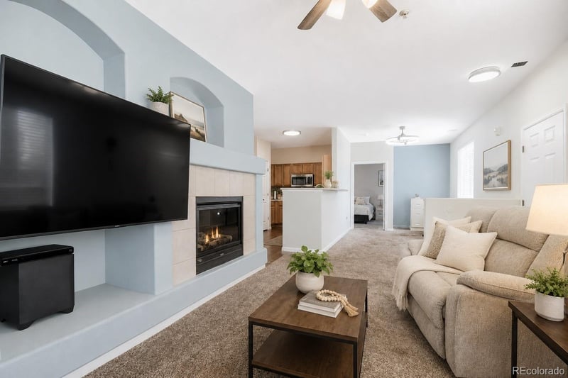 5255 Memphis St #1204, Denver, CO 80239