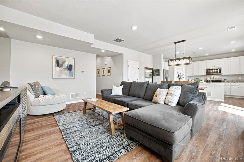 27074 E Archer Ave, Aurora, CO 80018
