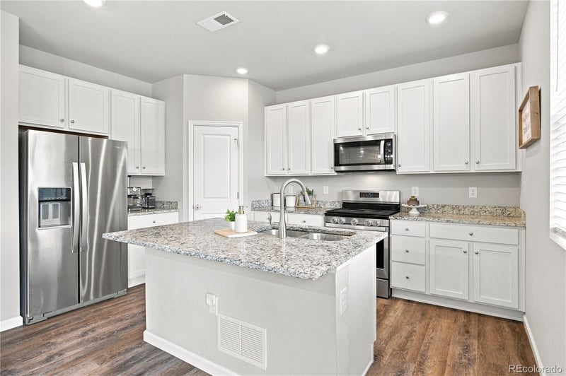 27074 E Archer Ave, Aurora, CO 80018