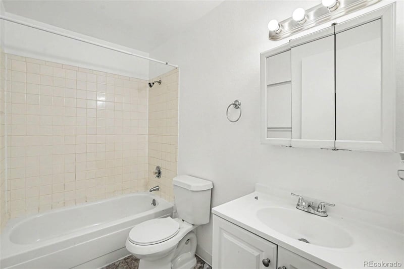 13657 E Yale Ave #A, Aurora, CO 80014